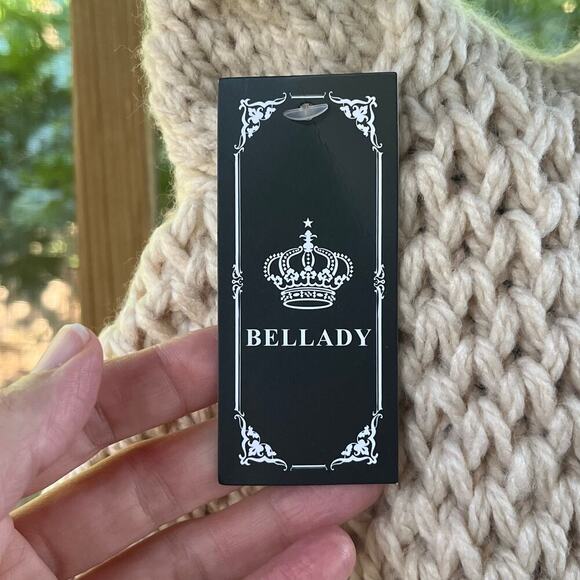 Bellady Women's Beige Cat Ears Knit Hat Crocheted Braided Pom Pom Accents. NEW - Picture 6 of 9